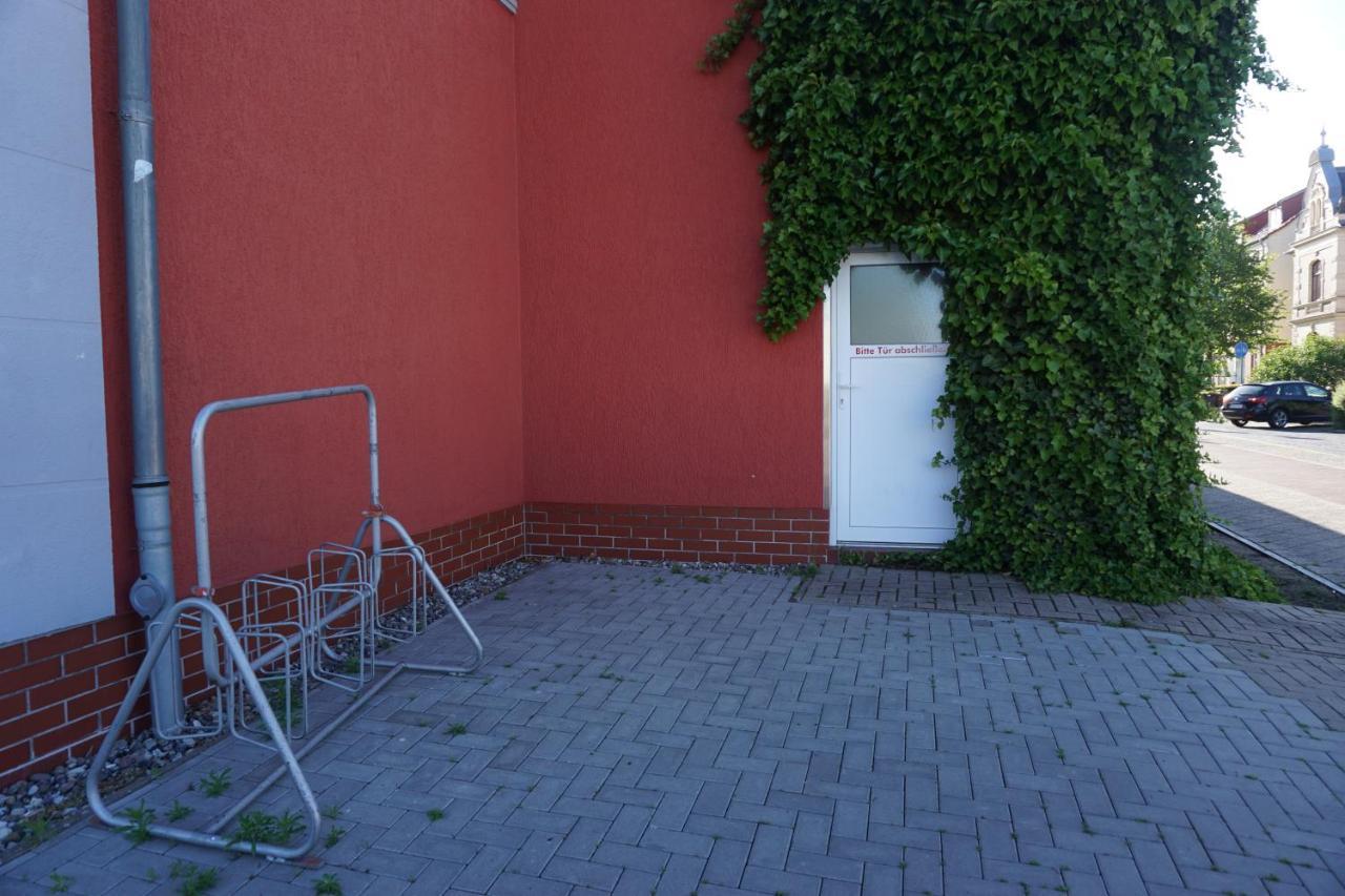 Hotel Am Bahnhof Waren  Exteriér fotografie